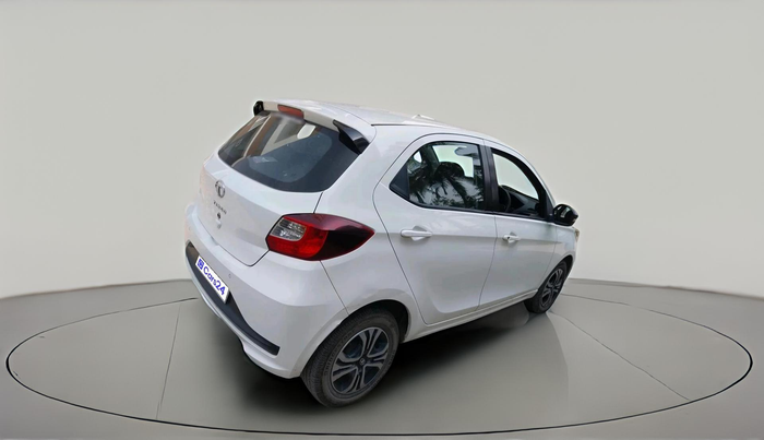 2022 Tata Tiago XT PETROL, Petrol, Manual, 21,658 km, exterior