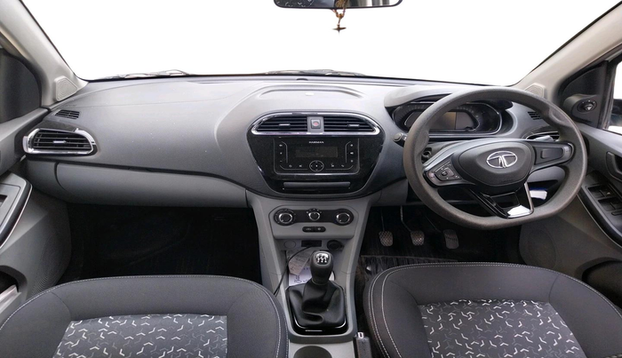 2022 Tata Tiago XT PETROL, Petrol, Manual, 21,658 km, interior