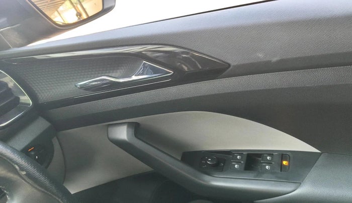 2021 Skoda KUSHAQ STYLE 1.0L TSI AT, Petrol, Automatic, 29,344 km, interior