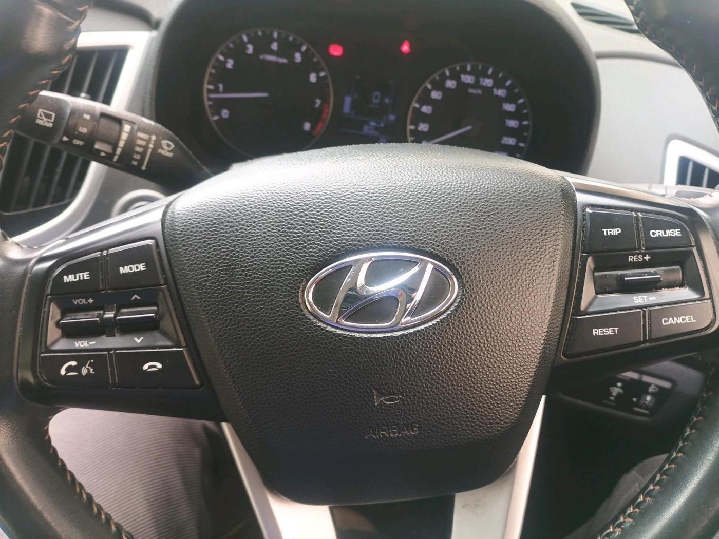 2019 Hyundai Creta SX 1.6 PETROL DUAL TONE, Petrol, Manual, 47,906 km, interior