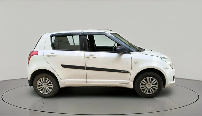 2009 Maruti Swift VXI 1.3, Petrol, Manual, 1,05,590 km, exterior