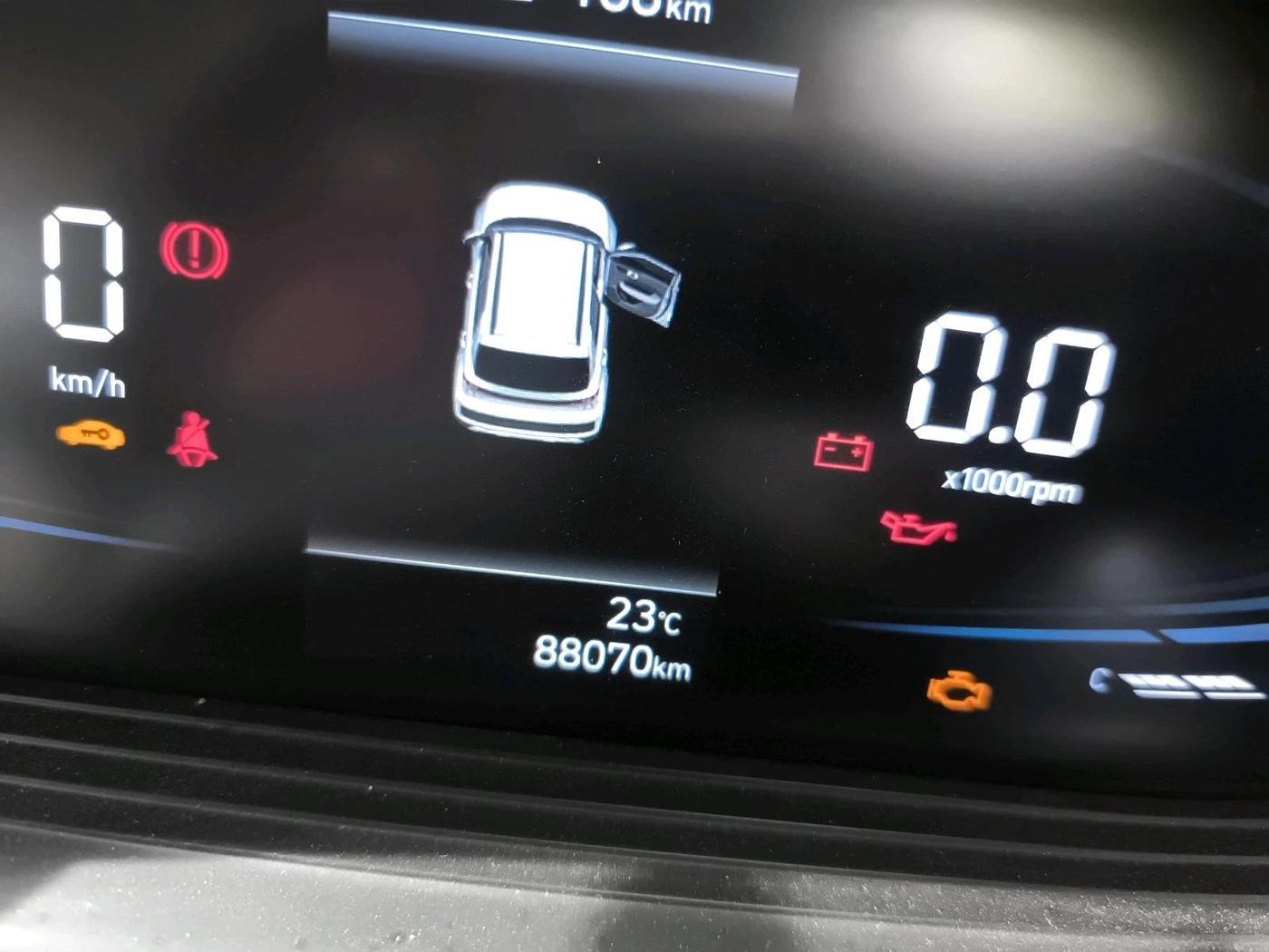 2022 Hyundai VENUE S(O) 1.2, Petrol, Manual, 88,070 km, interior
