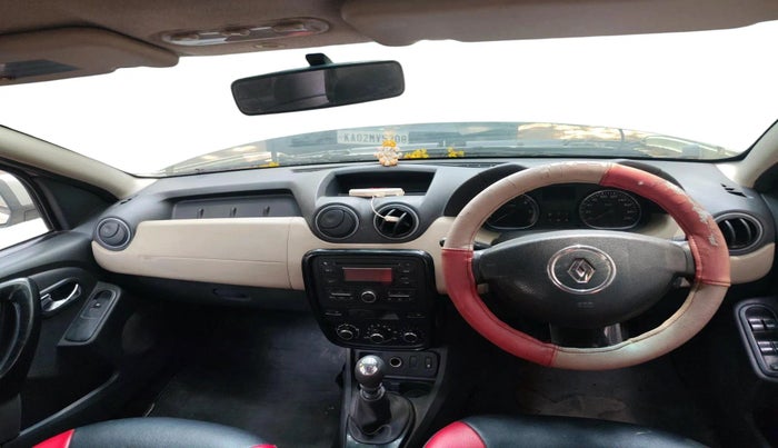 2013 Renault Duster 110 PS RXL DIESEL, Diesel, Manual, 70,518 km, interior