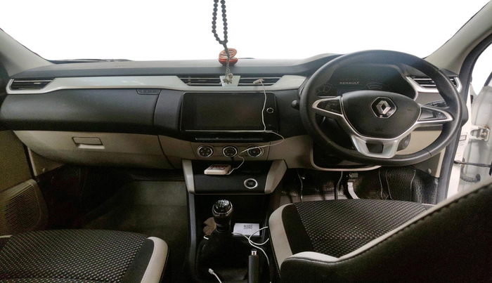 2022 Renault TRIBER RXZ, Petrol, Manual, 19,157 km, interior
