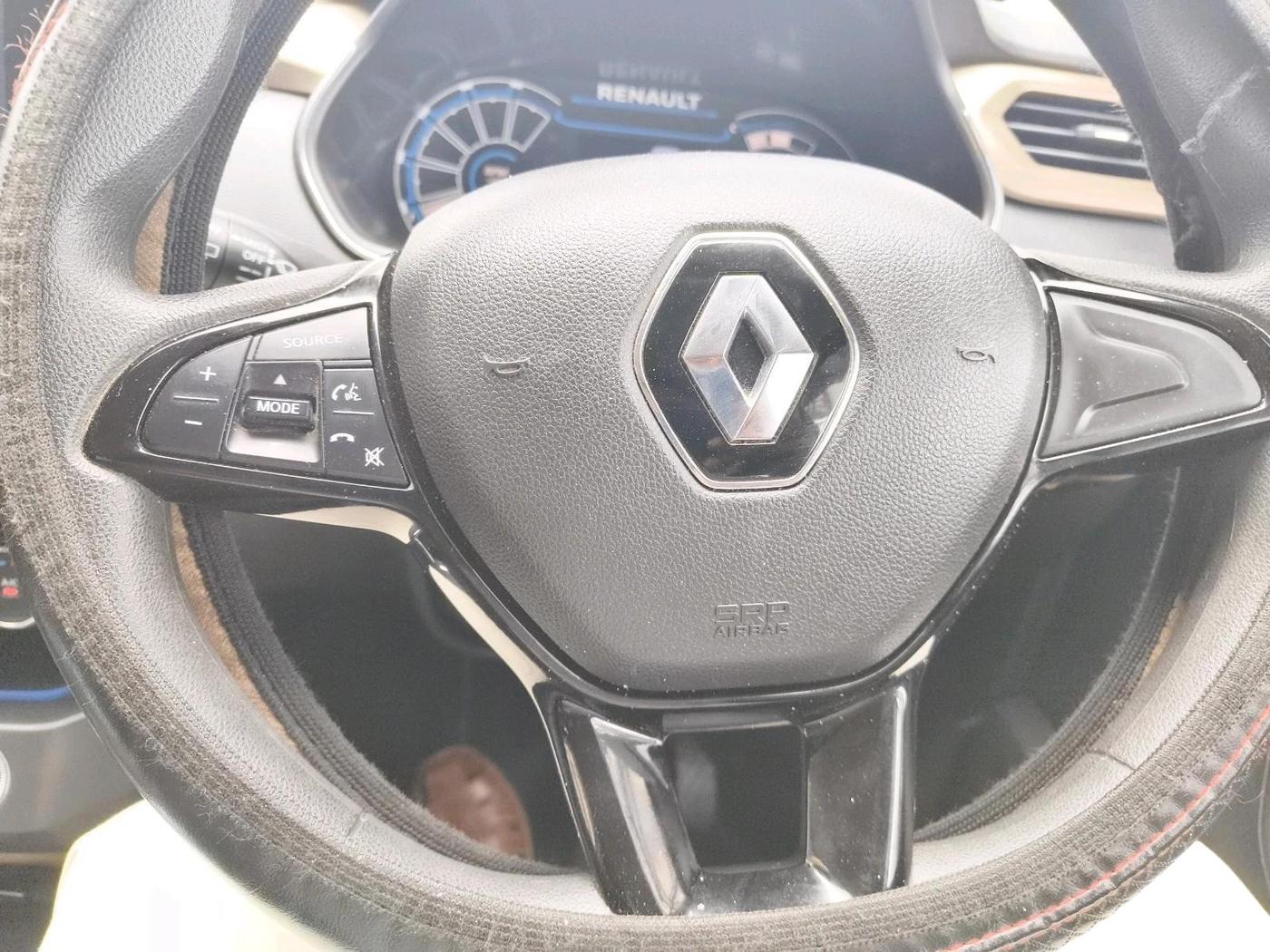 2022 Renault Kiger RXT MT, Petrol, Manual, 13,588 km, interior
