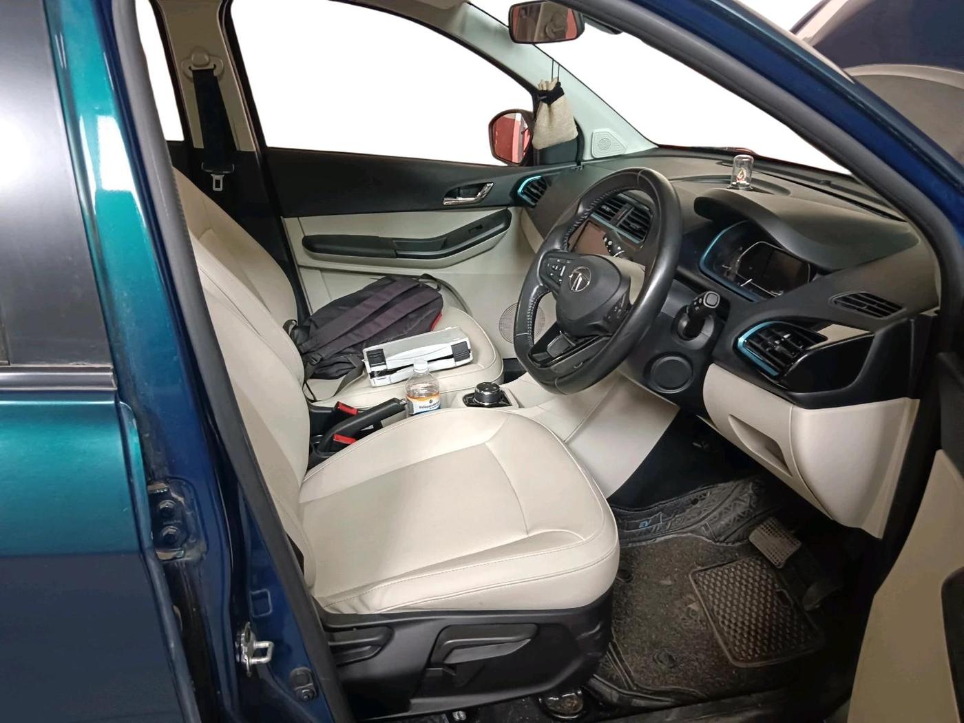 2023 Tata TIAGO EV XZ PLUS TECH LUX LONG RANGE, Electric, Automatic, 28,550 km, interior