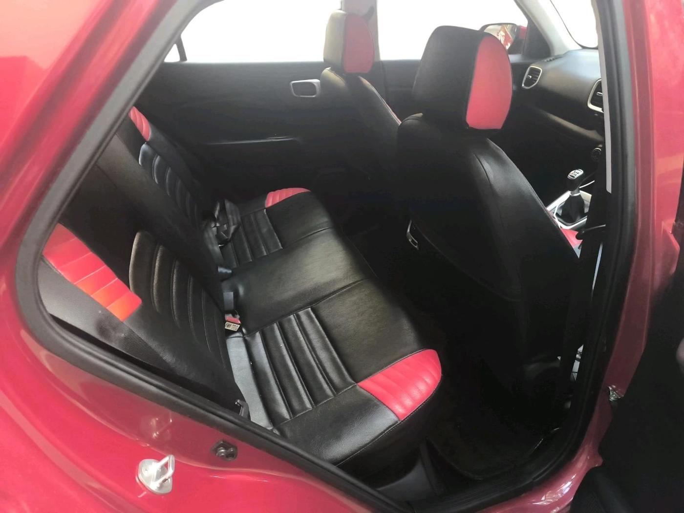 2021 Hyundai VENUE SX 1.0 TURBO, Petrol, Manual, 35,968 km, interior