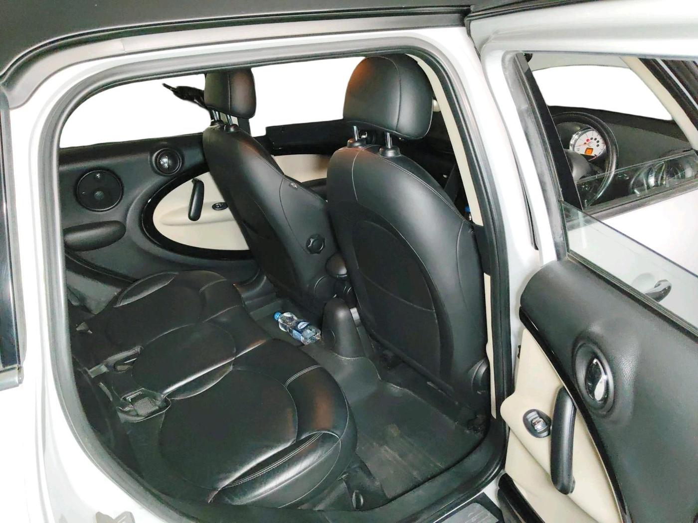 2013 Mini Cooper Countryman Cooper D, Diesel, Automatic, 82,111 km, interior