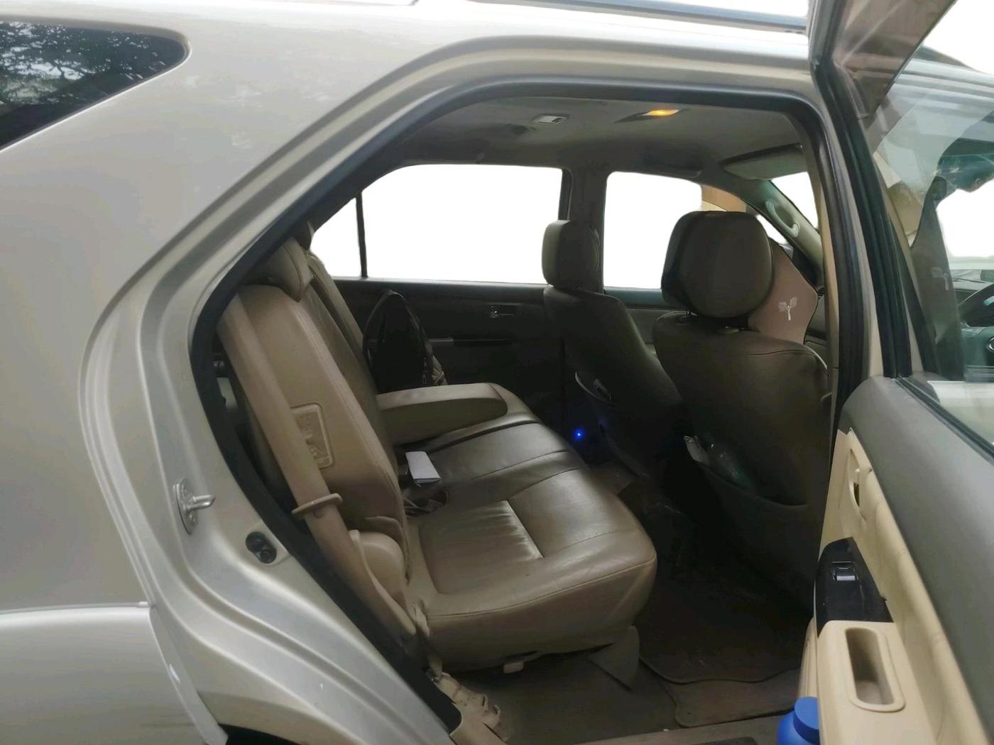 2013 Toyota Fortuner 3.0 4X2 AT, Diesel, Automatic, 1,11,784 km, interior