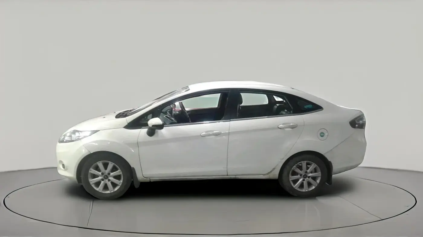 2011 Ford Fiesta TITANIUM DIESEL, Diesel, Manual, 1,85,000 km, exterior