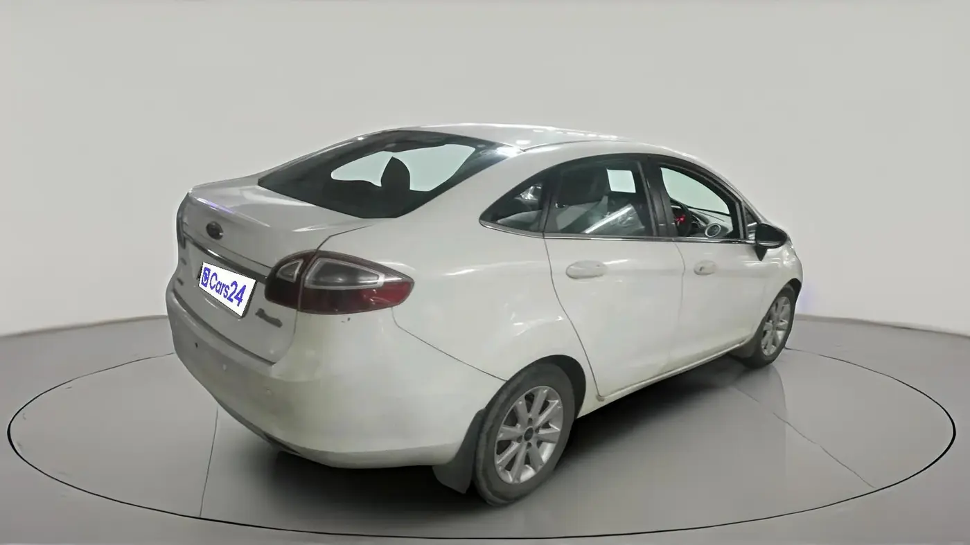 2011 Ford Fiesta TITANIUM DIESEL, Diesel, Manual, 1,85,000 km, exterior