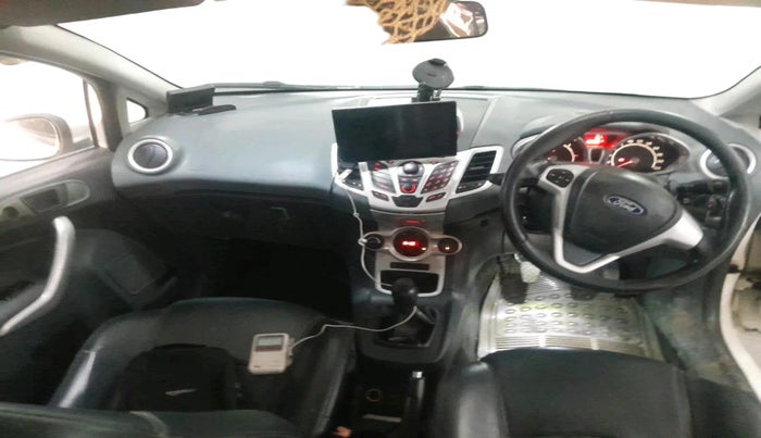 2011 Ford Fiesta TITANIUM DIESEL, Diesel, Manual, 1,83,381 km, interior
