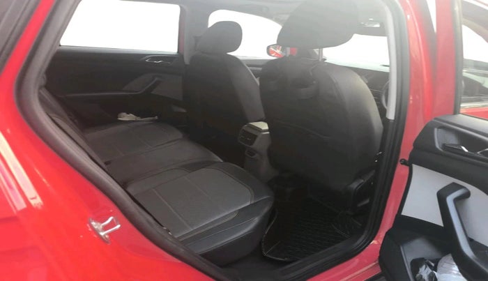 2022 Skoda KUSHAQ STYLE 1.0L TSI AT (6 AIRBAGS), Petrol, Automatic, 32,179 km, interior