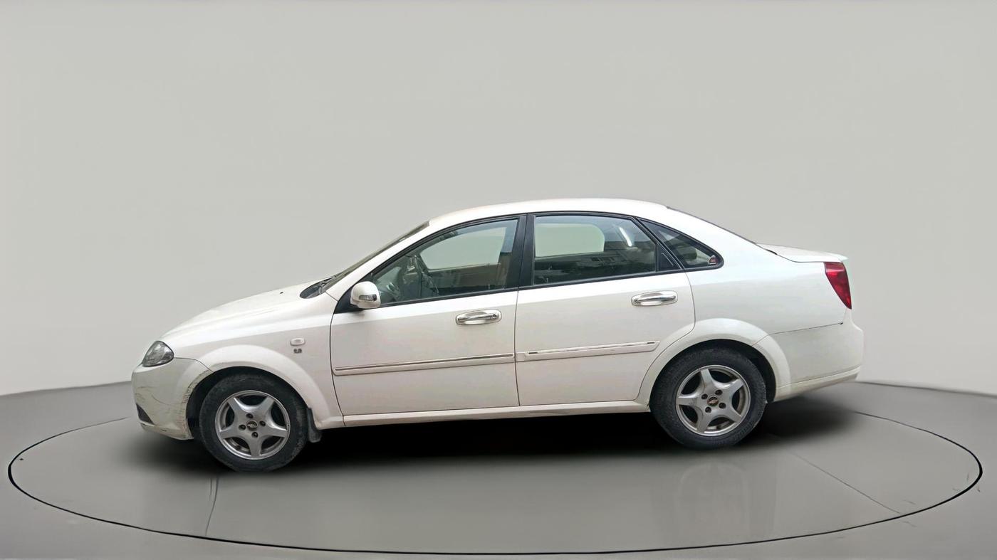 2011 Chevrolet Optra Magnum LT 2.0 TCDI, Diesel, Manual, 97,117 km, exterior