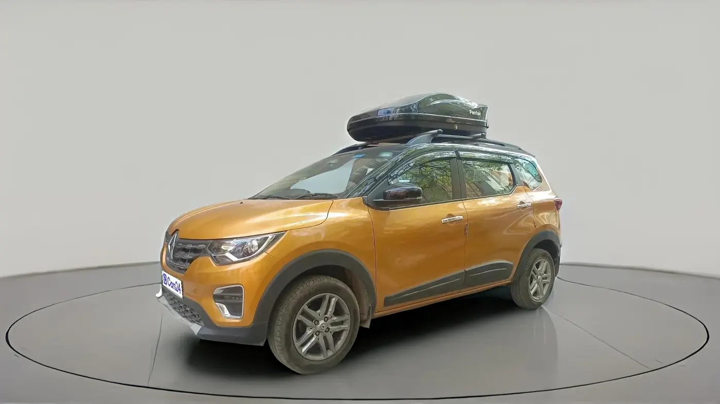 2024 Renault TRIBER RXZ AMT, Petrol, Automatic, 17,444 km, exterior