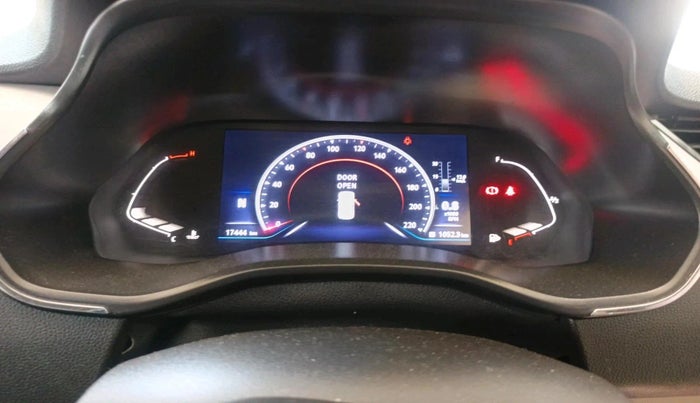 2024 Renault TRIBER RXZ AMT, Petrol, Automatic, 17,444 km, interior