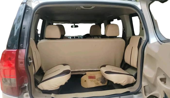 2016 Mahindra TUV300 T8, Diesel, Manual, 1,10,557 km, exterior