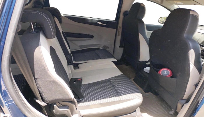 2019 Renault TRIBER RXZ, Petrol, Manual, 52,442 km, interior
