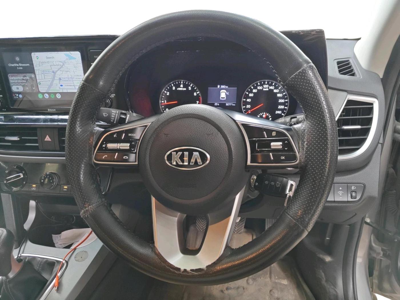 2020 KIA SELTOS HTK 1.5 PETROL, Petrol, Manual, 32,772 km, interior