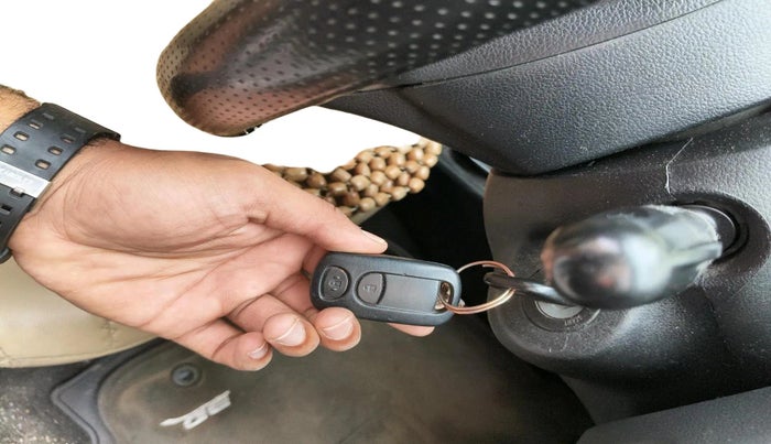 2013 Toyota Etios Liva GD, Diesel, Manual, 1,31,262 km, interior