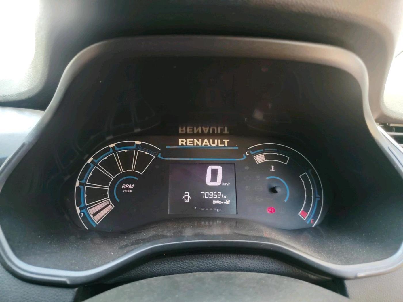 2022 Renault TRIBER RXL MT, Petrol, Manual, 70,952 km, interior