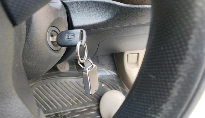 2013 Honda Brio E MT, Petrol, Manual, 58,500 km, interior