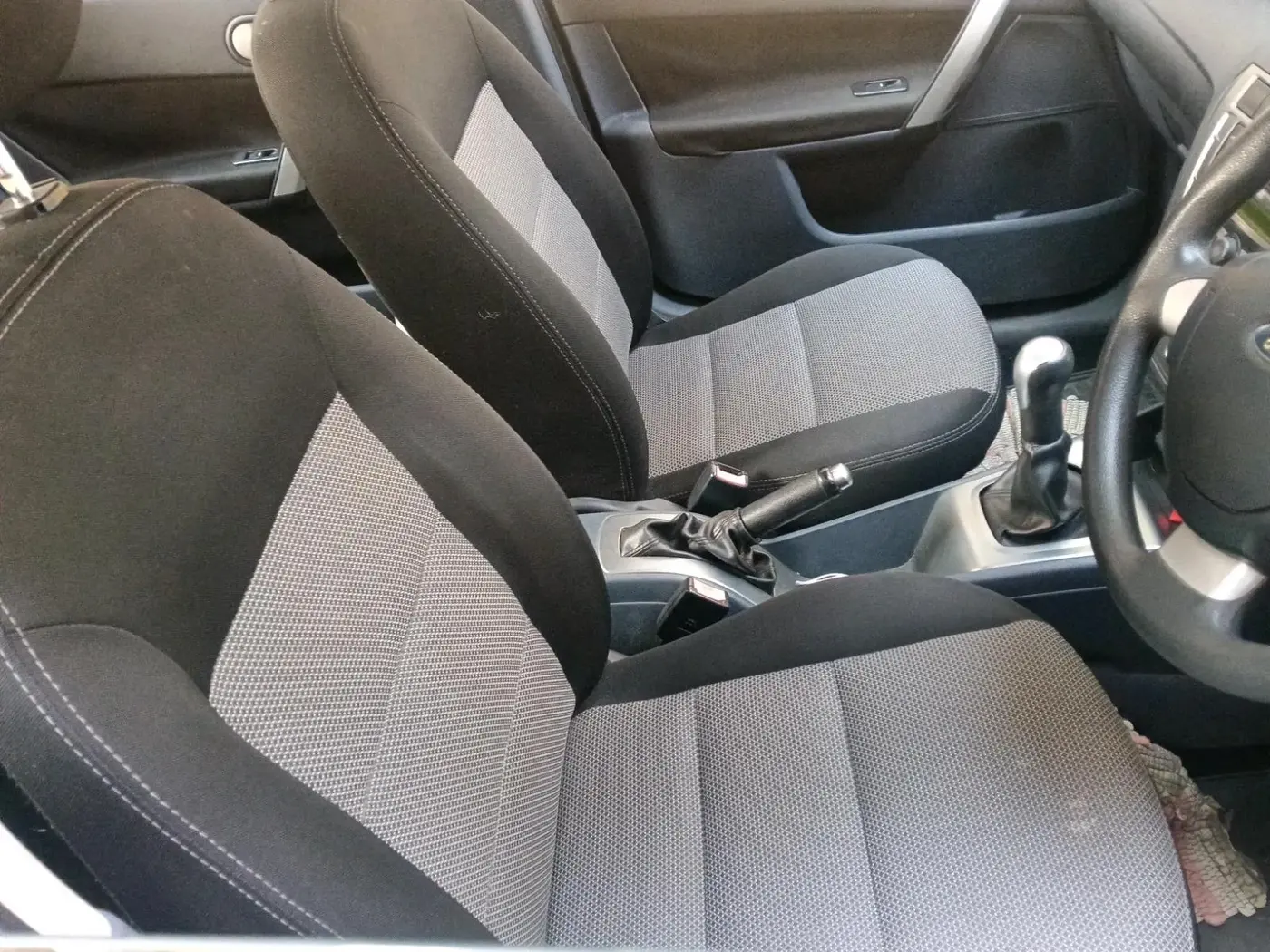 2011 Ford Fiesta Classic CLXI 1.6 PETROL, Petrol, Manual, 40,225 km, interior