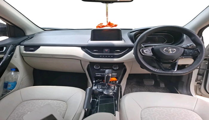 2022 Tata NEXON XZA PLUS (PREMIUM) PETROL, Petrol, Automatic, 31,646 km, interior