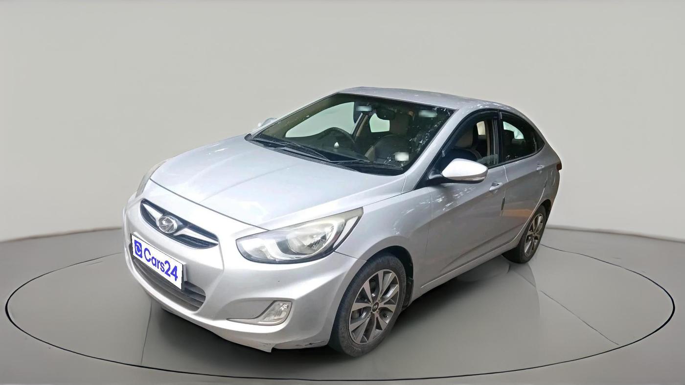 2014 Hyundai Verna FLUIDIC 1.6 CRDI SX, Diesel, Manual, 1,89,388 km, exterior
