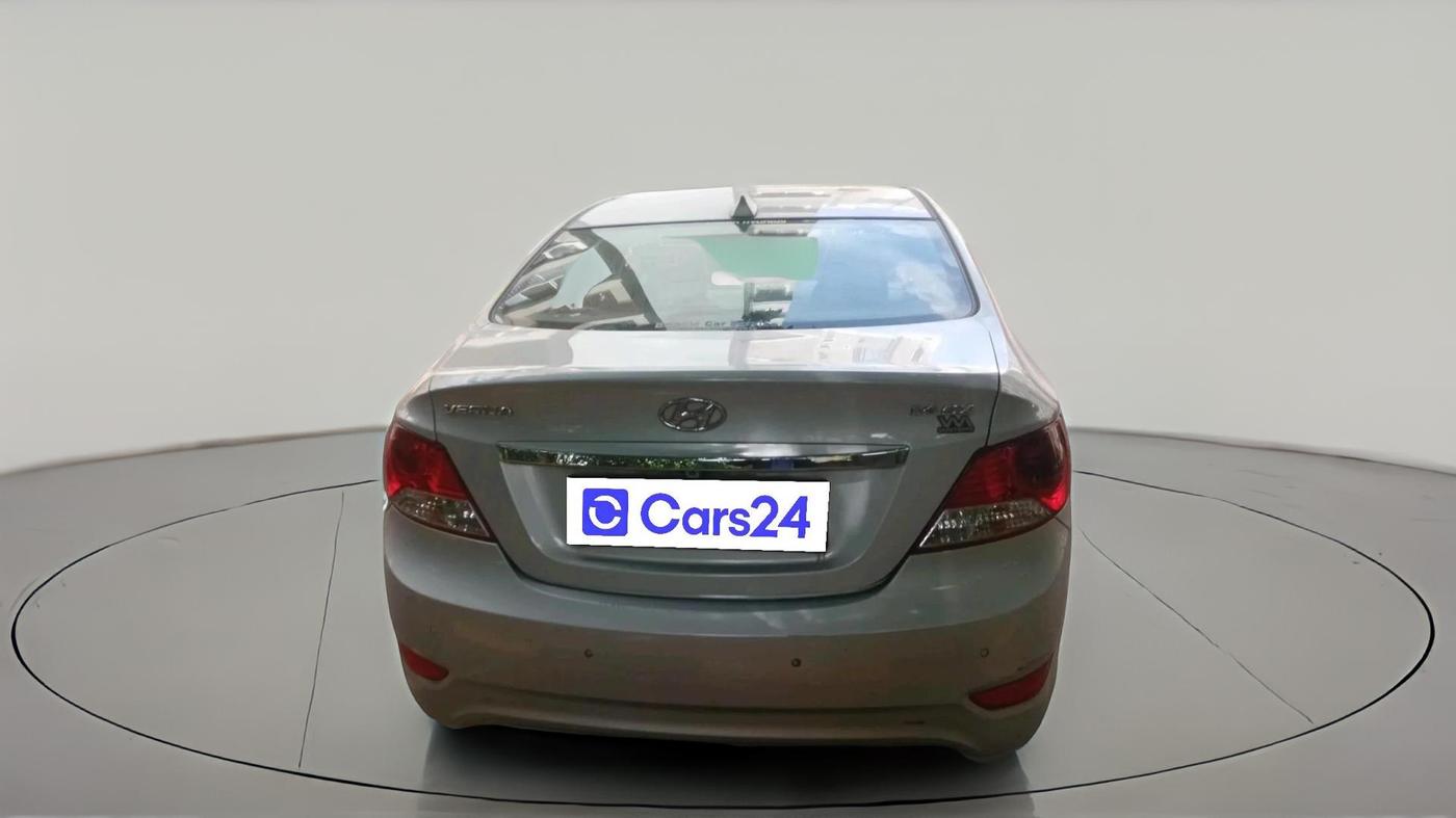 2014 Hyundai Verna FLUIDIC 1.6 CRDI SX, Diesel, Manual, 1,89,388 km, exterior