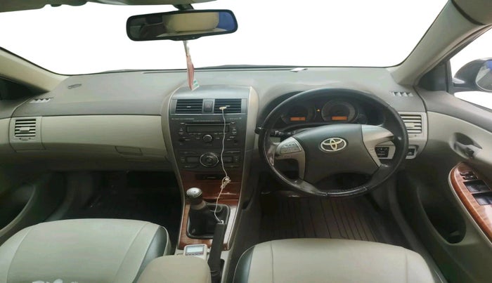 2011 Toyota Corolla Altis G PETROL, Petrol, Manual, 1,42,833 km, interior