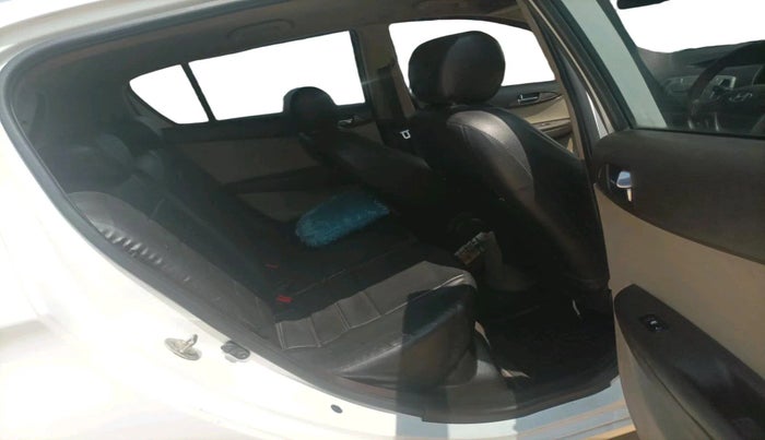 2011 Hyundai i20 SPORTZ 1.2, Petrol, Manual, 98,309 km, interior