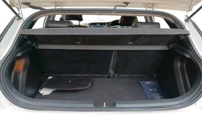 2016 Hyundai Elite i20 ASTA 1.2, Petrol, Manual, 88,160 km, exterior