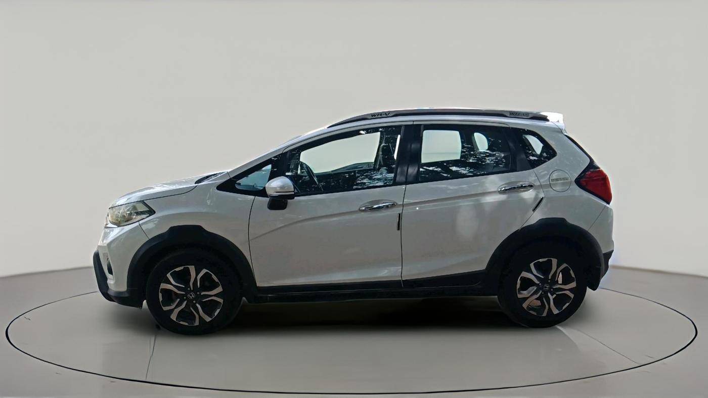 2017 Honda WR-V 1.5L I-DTEC VX MT, Diesel, Manual, 1,19,945 km, exterior