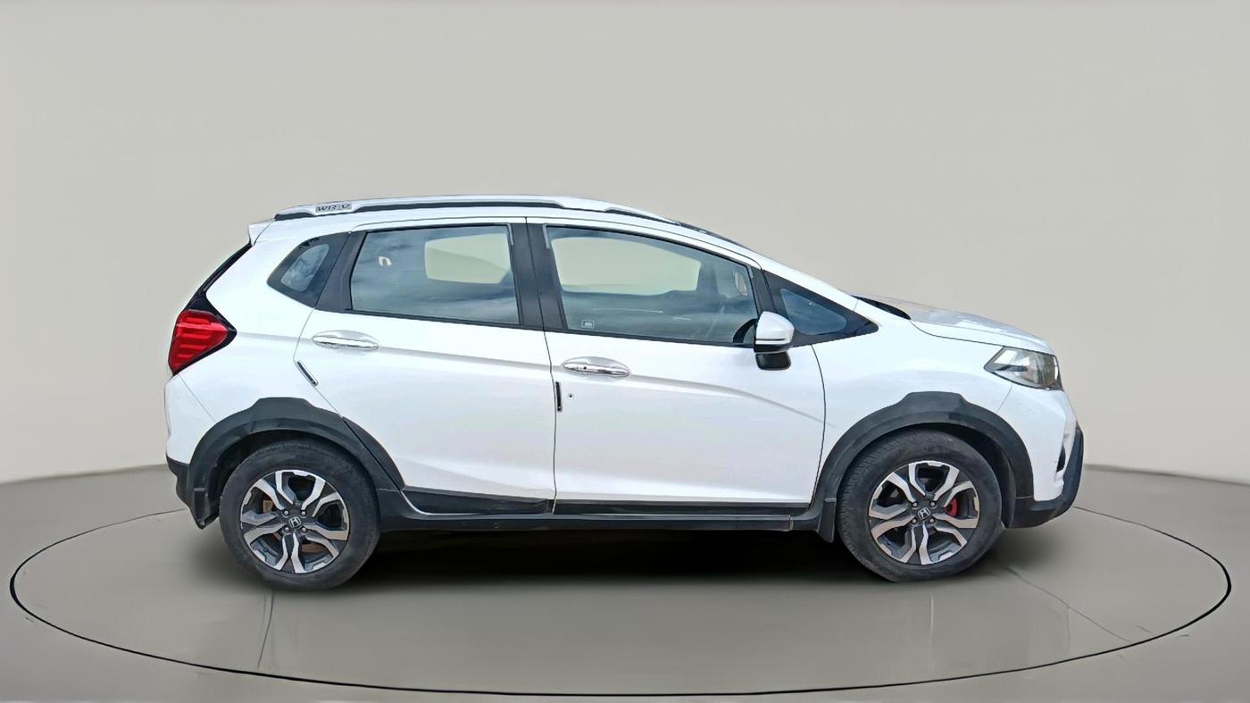 2017 Honda WR-V 1.5L I-DTEC VX MT, Diesel, Manual, 1,19,945 km, exterior