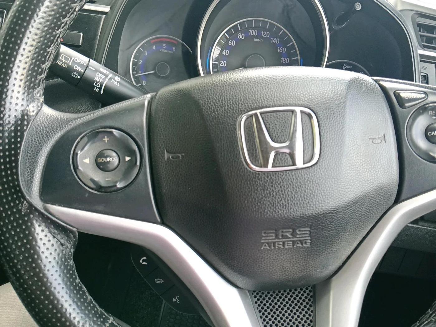 2017 Honda WR-V 1.5L I-DTEC VX MT, Diesel, Manual, 1,19,945 km, interior