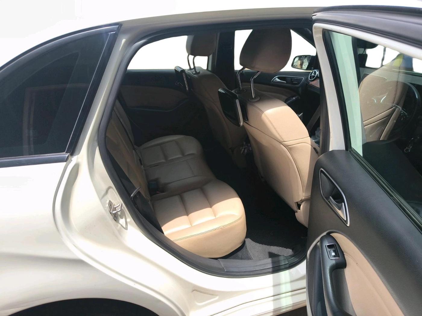 2014 Mercedes Benz B Class B180, Diesel, Automatic, 82,259 km, interior