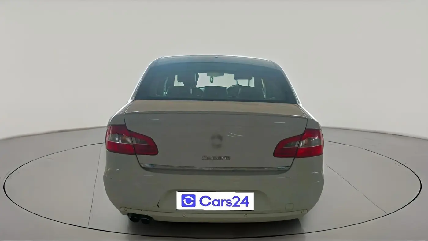 2012 Skoda Superb ELEGANCE 1.8 TSI MT, Petrol, Manual, 1,11,019 km, exterior