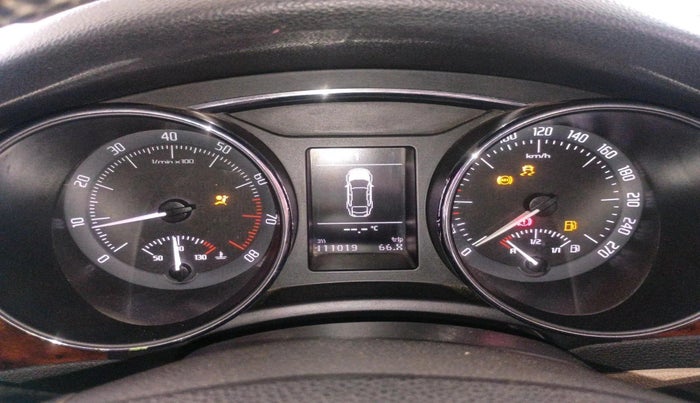 2012 Skoda Superb ELEGANCE 1.8 TSI MT, Petrol, Manual, 1,11,019 km, interior