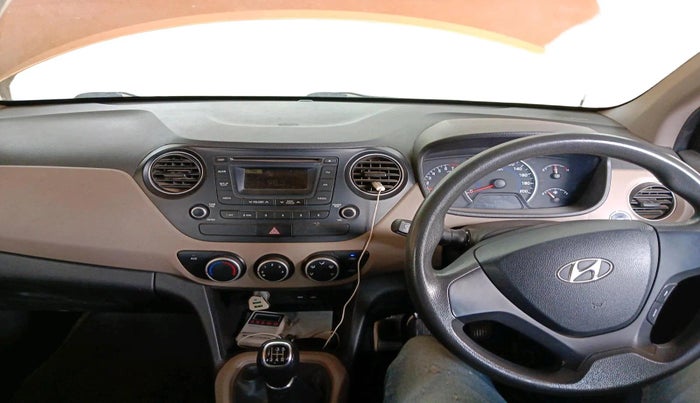 2013 Hyundai Grand i10 SPORTZ 1.2 KAPPA VTVT, Petrol, Manual, 72,000 km, interior