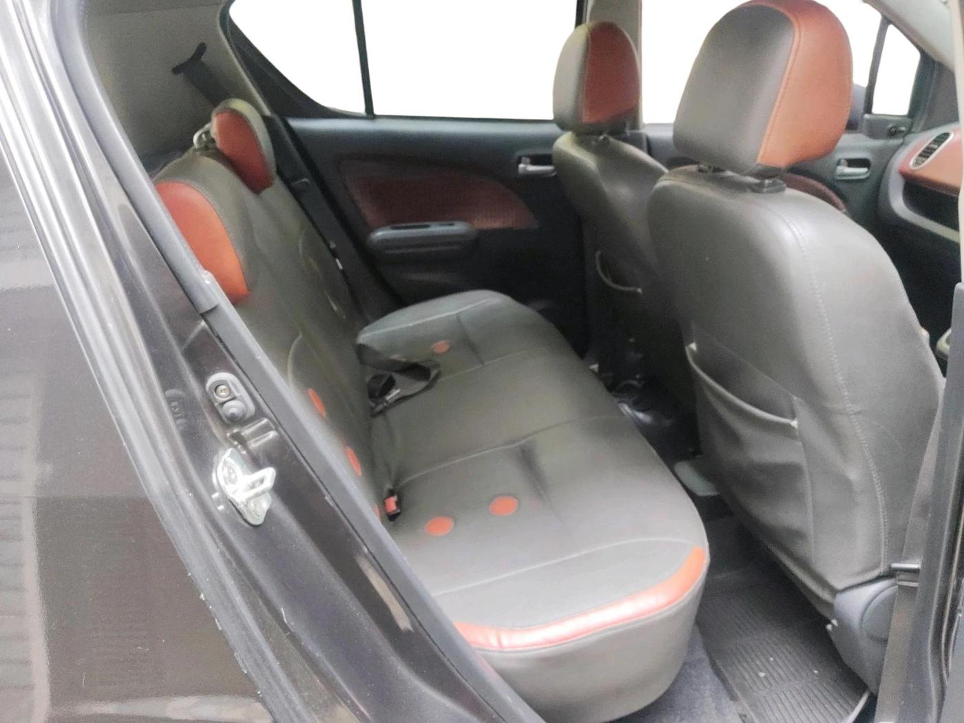 2014 Maruti Ritz VXI, Petrol, Manual, 97,228 km, interior