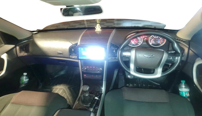 2015 Mahindra XUV500 W6, Diesel, Manual, 1,01,194 km, interior