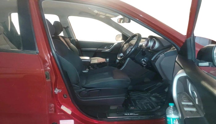 2015 Mahindra XUV500 W6, Diesel, Manual, 1,01,194 km, interior