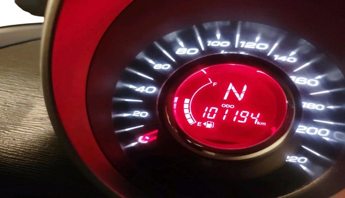 2015 Mahindra XUV500 W6, Diesel, Manual, 1,01,194 km, interior