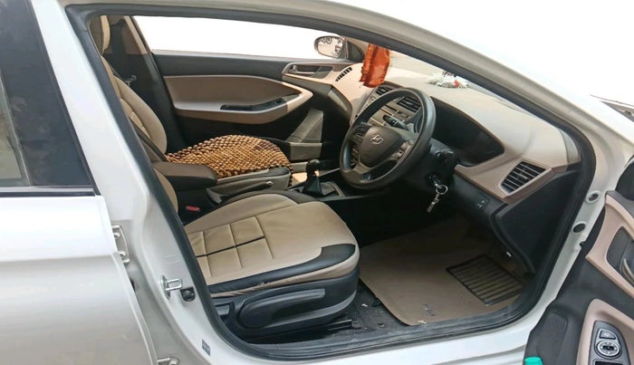 2015 Hyundai Elite i20 SPORTZ 1.2, Petrol, Manual, 39,060 km, interior