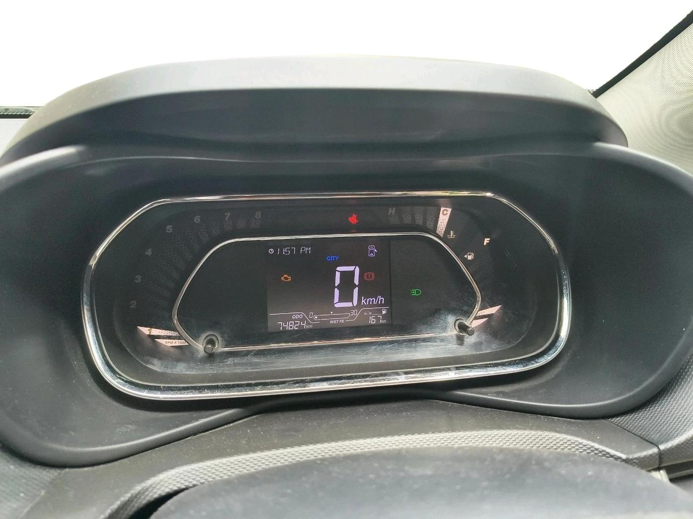 2022 Tata NEXON XZ PLUS DIESEL, Diesel, Manual, 74,824 km, interior