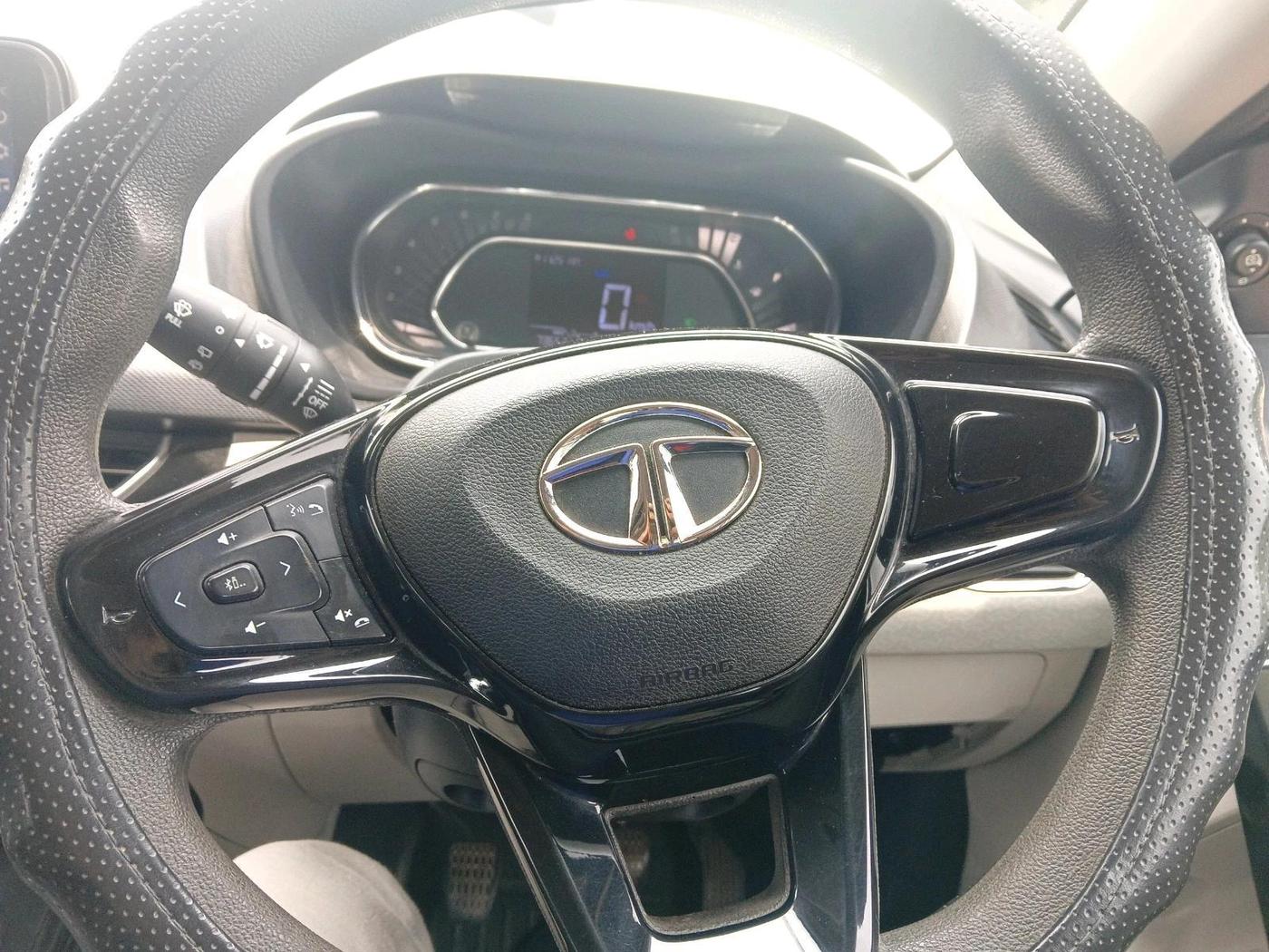 2022 Tata NEXON XZ PLUS DIESEL, Diesel, Manual, 74,824 km, interior