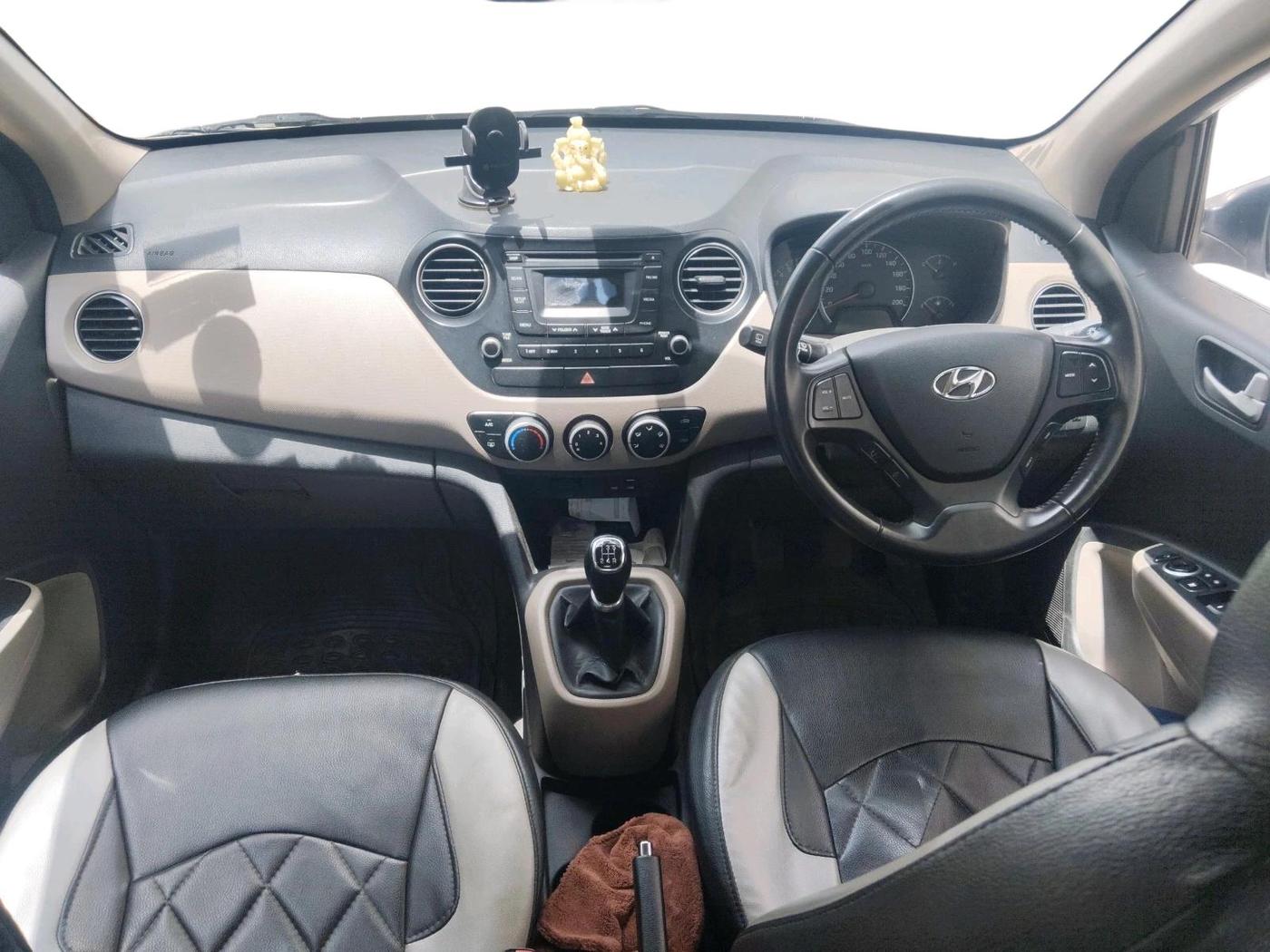 2015 Hyundai Grand i10 ASTA (O) 1.2 KAPPA VTVT, Petrol, Manual, 66,403 km, interior