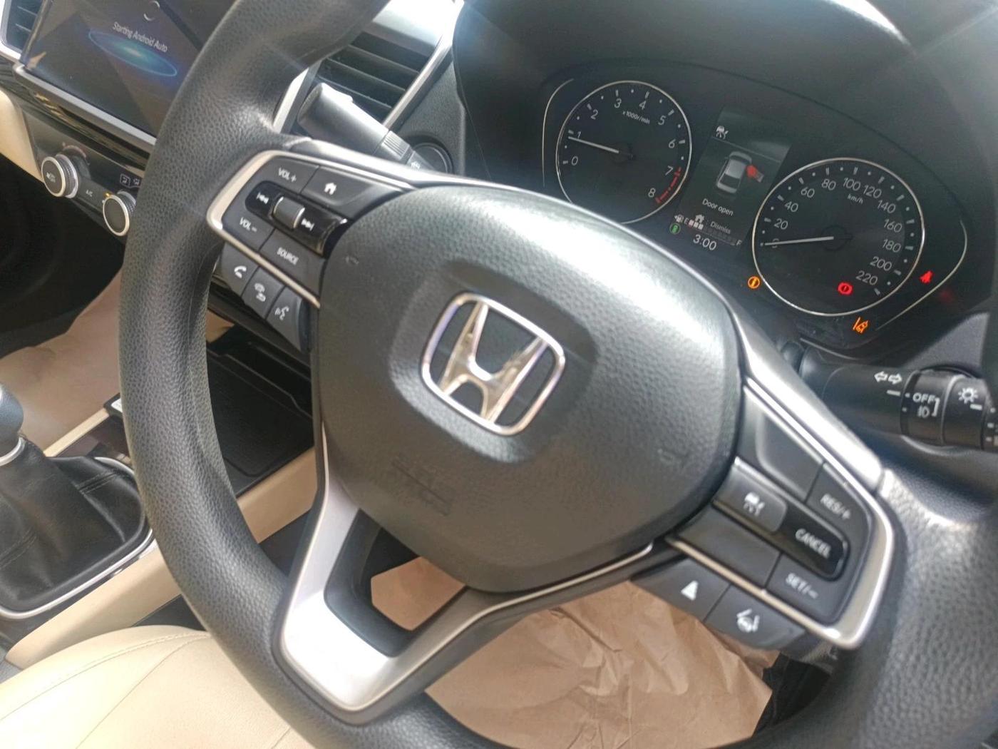 2024 Honda City 1.5L I-VTEC VX, Petrol, Manual, 21,114 km, interior