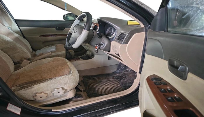 2006 Hyundai Verna XI, Petrol, Manual, 96,631 km, interior